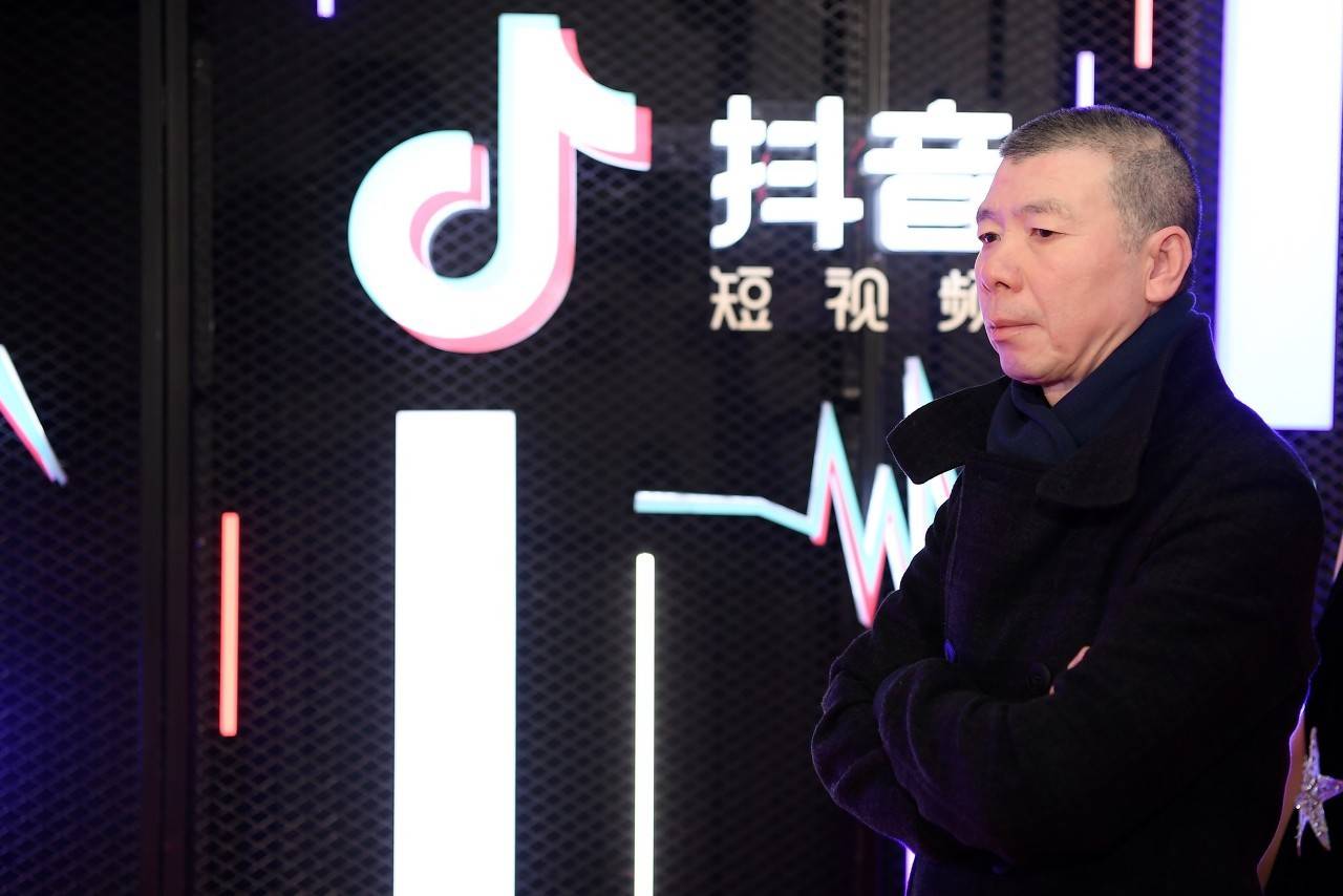 怎么拍抖音视频能火（新手制作短视频教程）-第1张图片